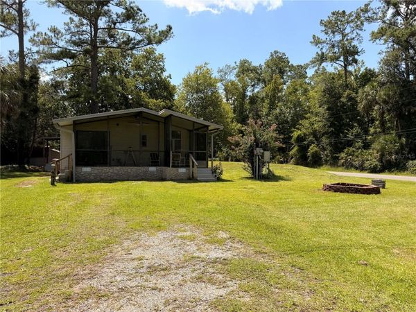 55643 LISA STREET , ASTOR, FL 32102