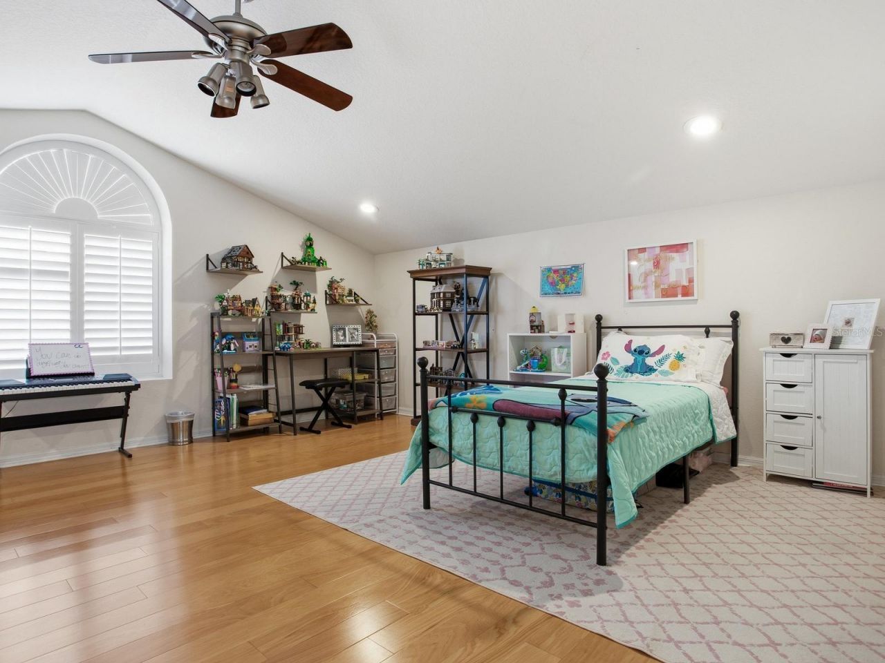 6320 Nikki Lane, Tampa, FL 33625 Photo