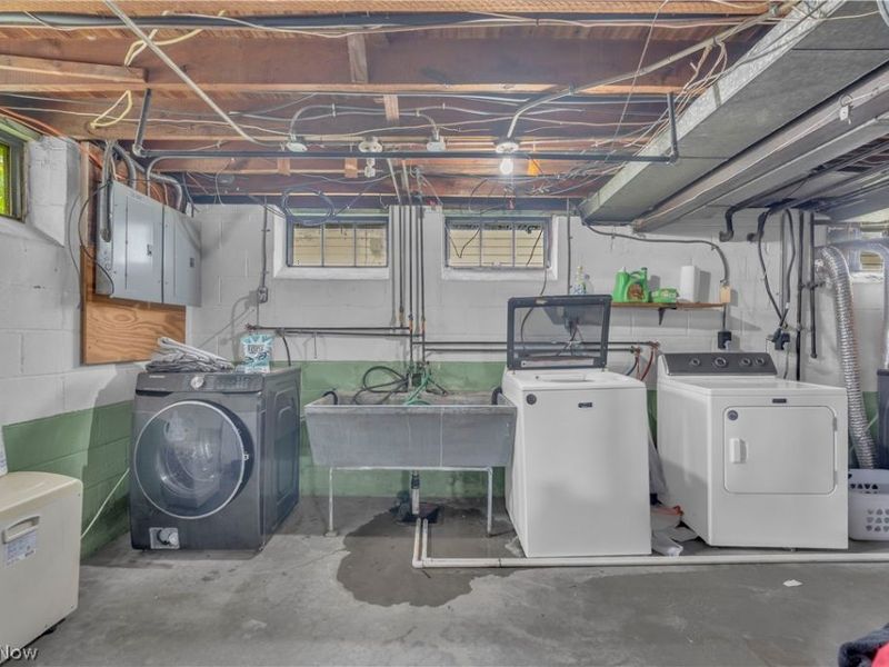 7601 Wooster, Parma, OH 44129 Photo 35