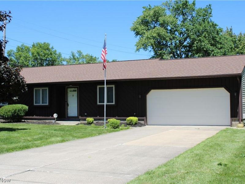 38365 Wood, Willoughby, OH 44094 Photo 1
