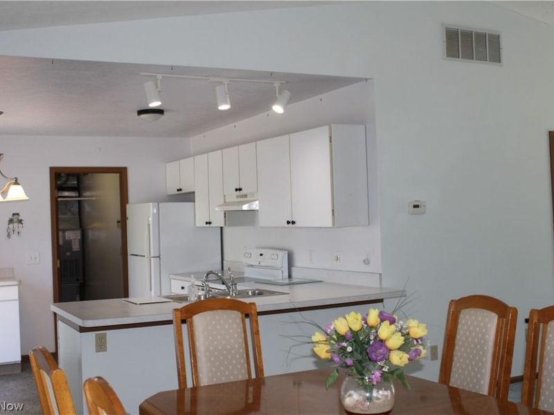 38365 Wood, Willoughby, OH 44094 Photo 24