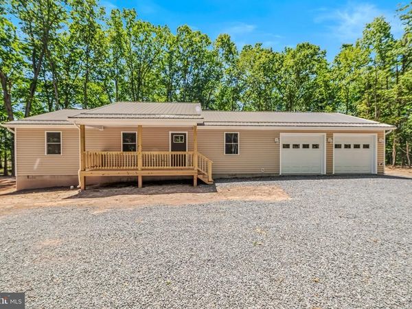 148 PONDS COURT, BERKELEY SPRINGS, WV 25411