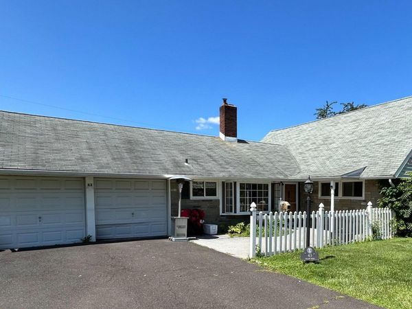 43 FALCON ROAD , LEVITTOWN, PA 19056