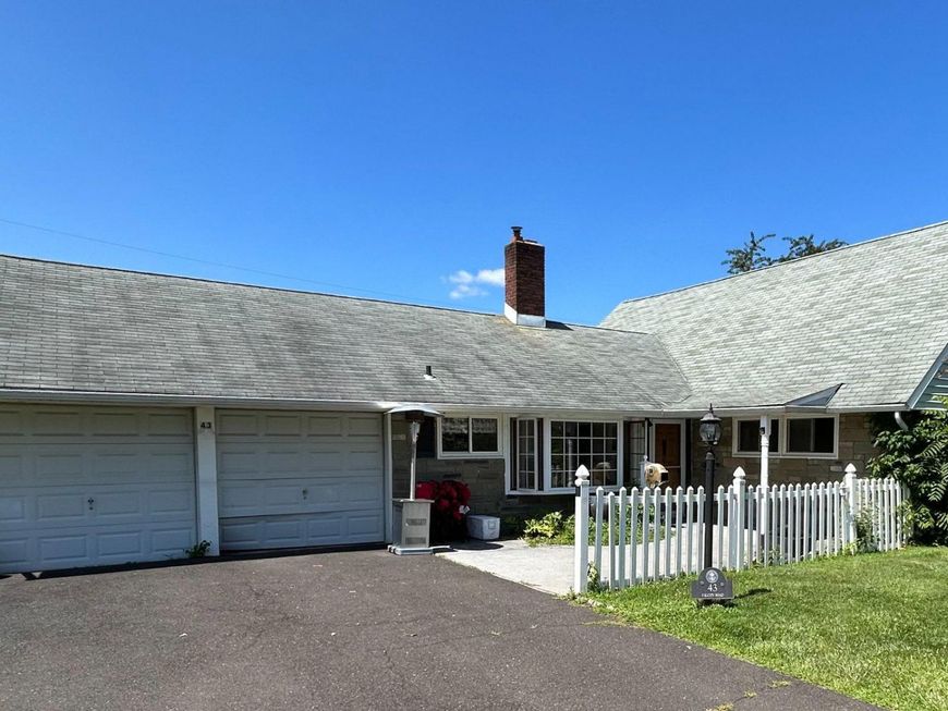 43 Falcon Road , Levittown, PA 19056 Main Photo