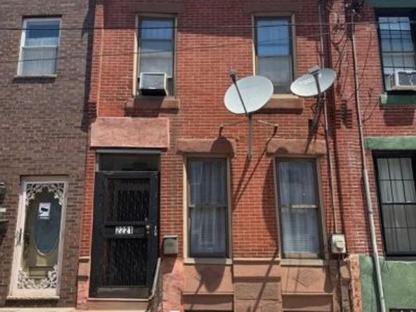 2221 TASKER STREET , PHILADELPHIA, PA 19145