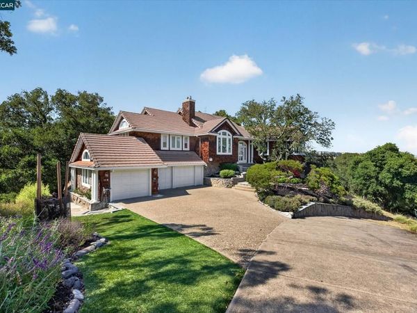 10 Diablo Oaks Way , Lafayette, CA 94549