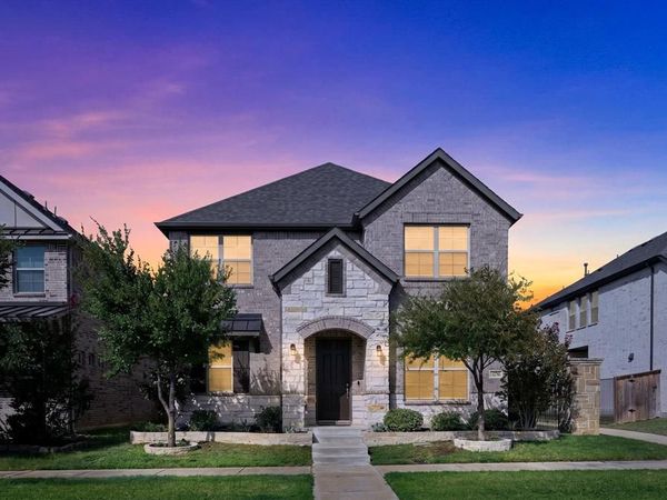 12780 Friar Street , Farmers Branch, TX 75234