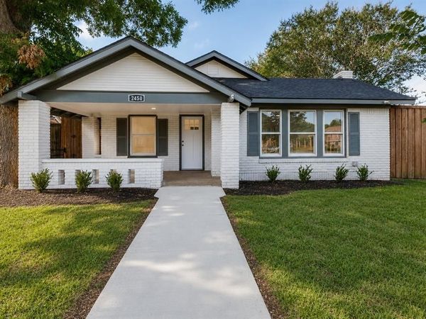 2450 Emmett Street , Dallas, TX 75211