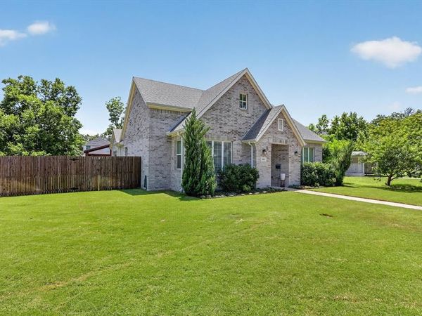 5801 Aton Avenue , Westworth Village, TX 76114