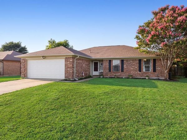 3906 Sunhill Drive, Greenville, TX 75402