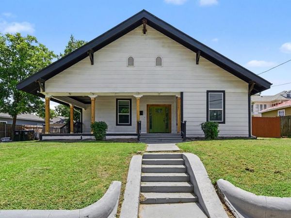 2611 Bourland Street , Greenville, TX 75401