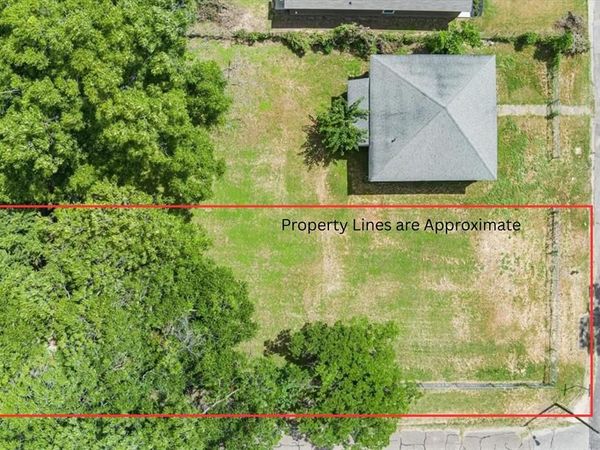 1000 E Calhoun Avenue , Waco, TX 76704