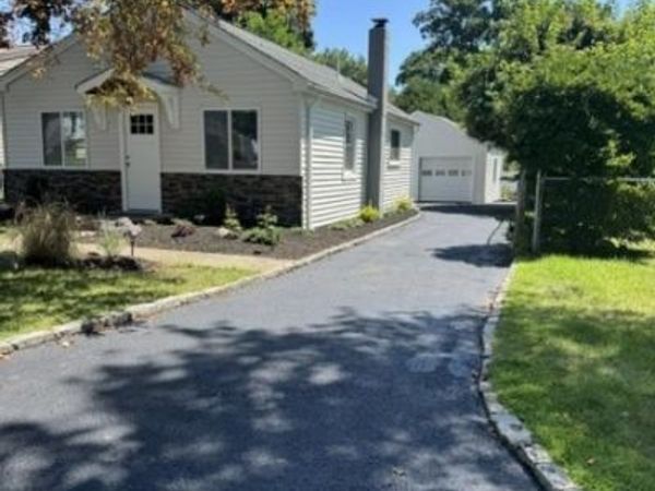 202 Marcella Rd, Parsippany-Troy Hills, NJ 07054