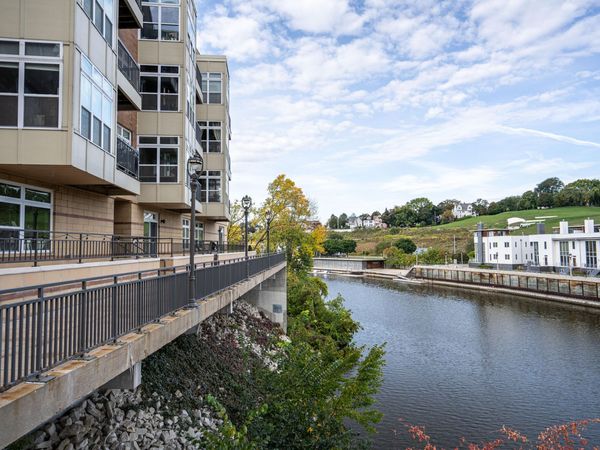 1905 N Water St, Unit 208, Milwaukee, WI 53202