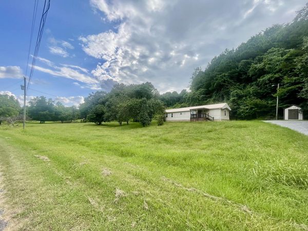 488 County Road 607 , Athens, TN 37303