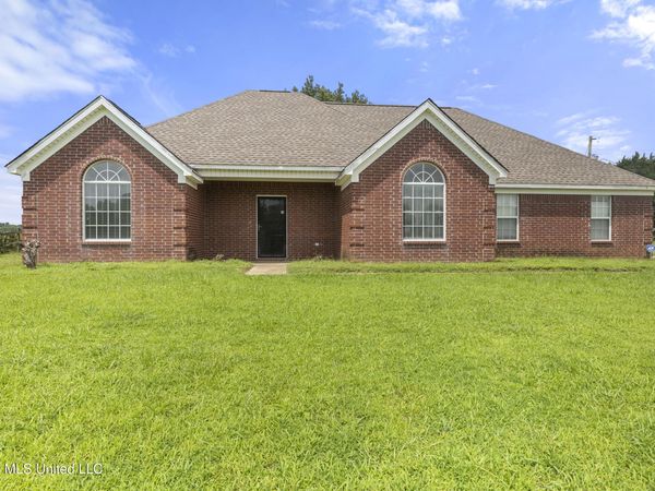 1459 N Red Banks Road, Red Banks, MS 38661
