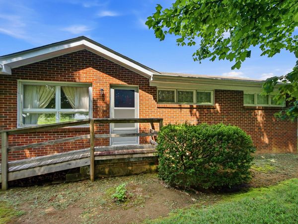 5204 Highway 161 , Springfield, TN 37172