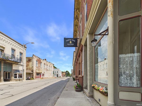 517 Locust Street, Middletown, IN 47356