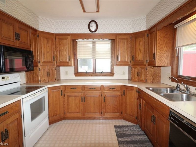 88 Hillside Drive, Dalton, OH 44618 Photo 12