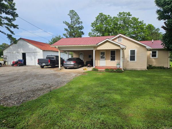 1205 S Dodd Street, Rector, AR 72454