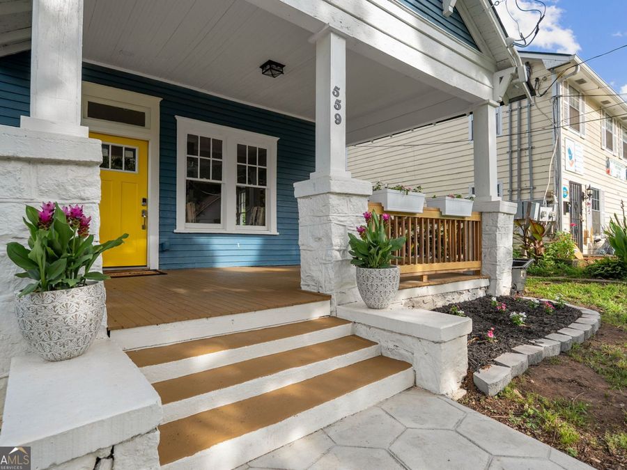 Property Image 4