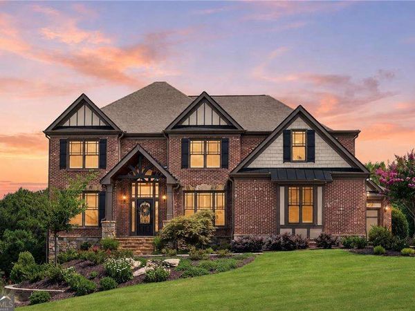 4526 Meadowland Way, Flowery Branch, GA 30542