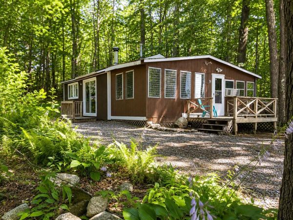 9 Pinecrest Road, Raymond, NH 03077