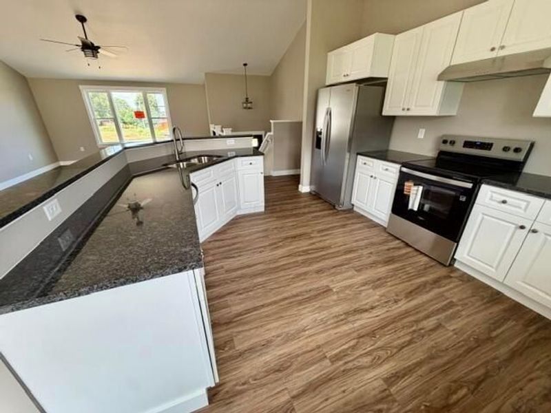 936 Hobart Court, Logan, OH 43138 Photo 11