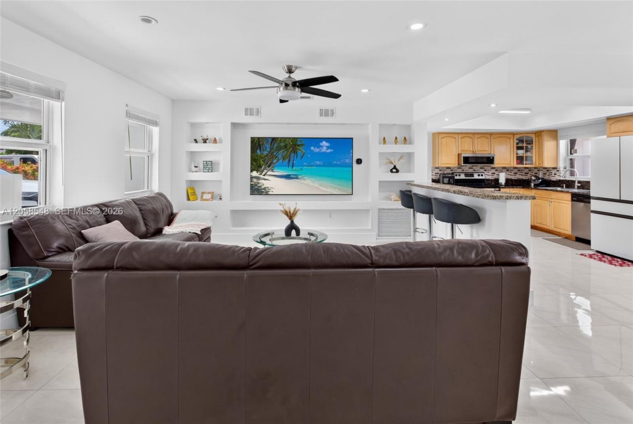 7721 Dilido Blvd, Miramar, FL 33023 Photo