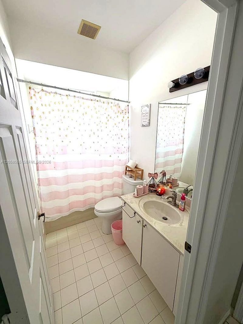 13237 NW 15th Ct, Pembroke Pines, FL 33028 Photo