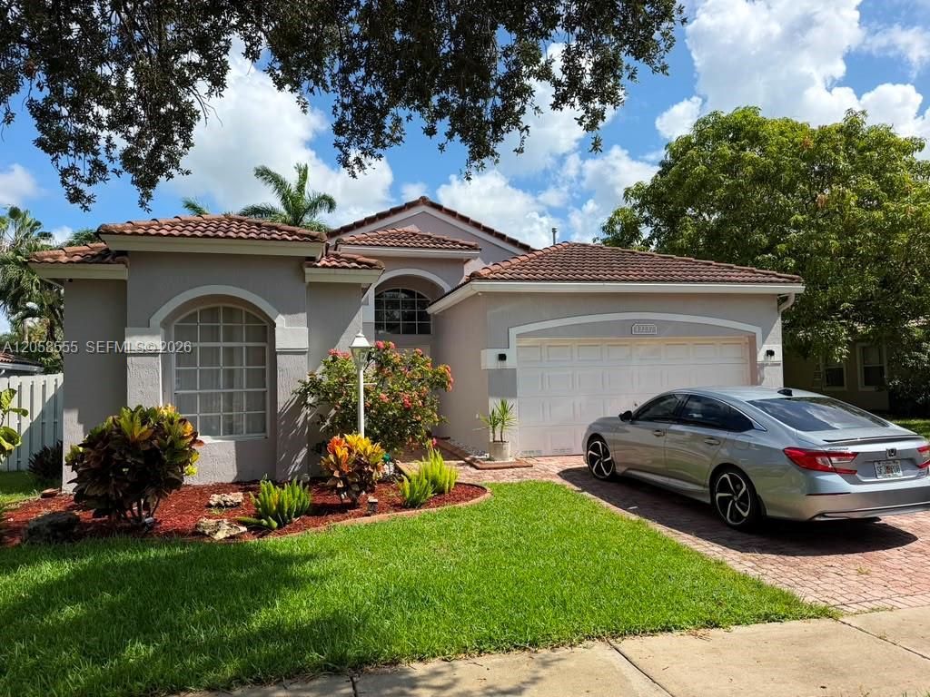 13237 NW 15th Ct, Pembroke Pines, FL 33028 Photo