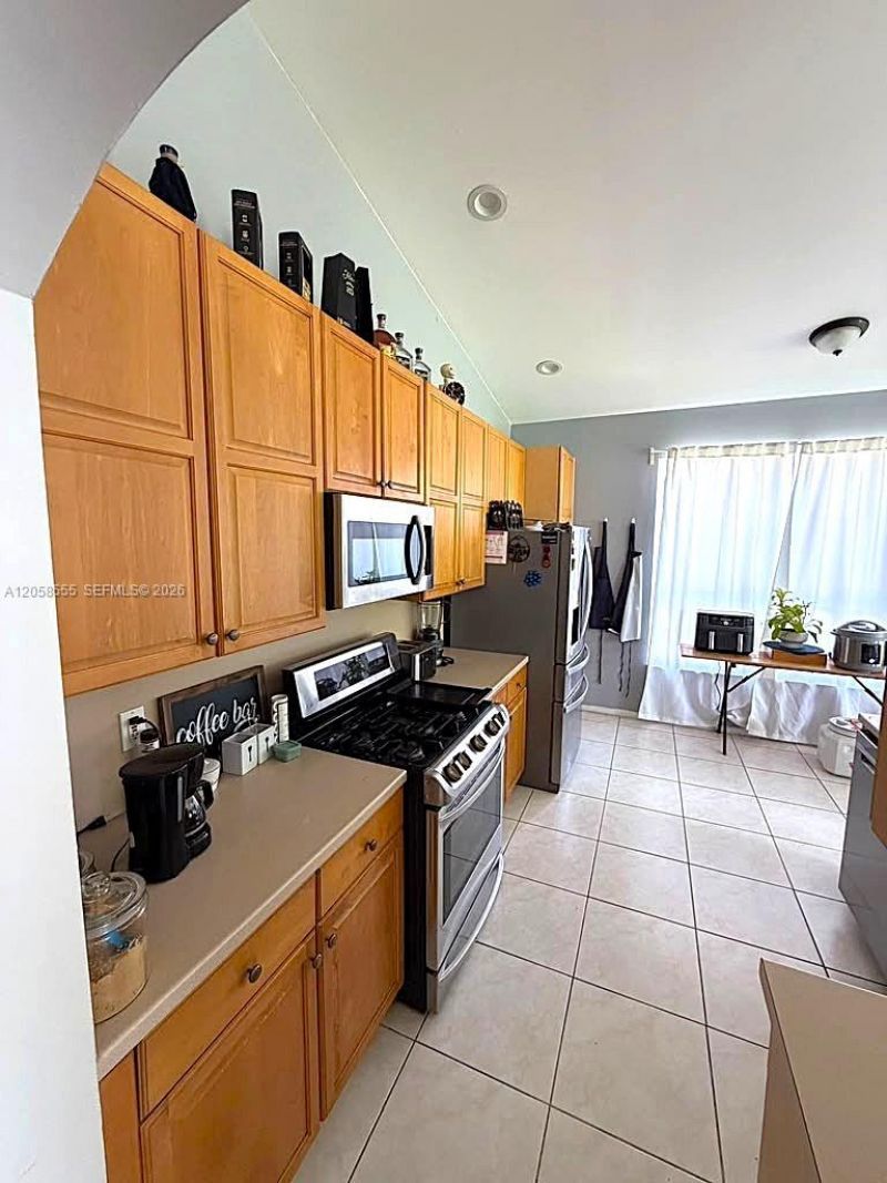 13237 NW 15th Ct, Pembroke Pines, FL 33028 Photo