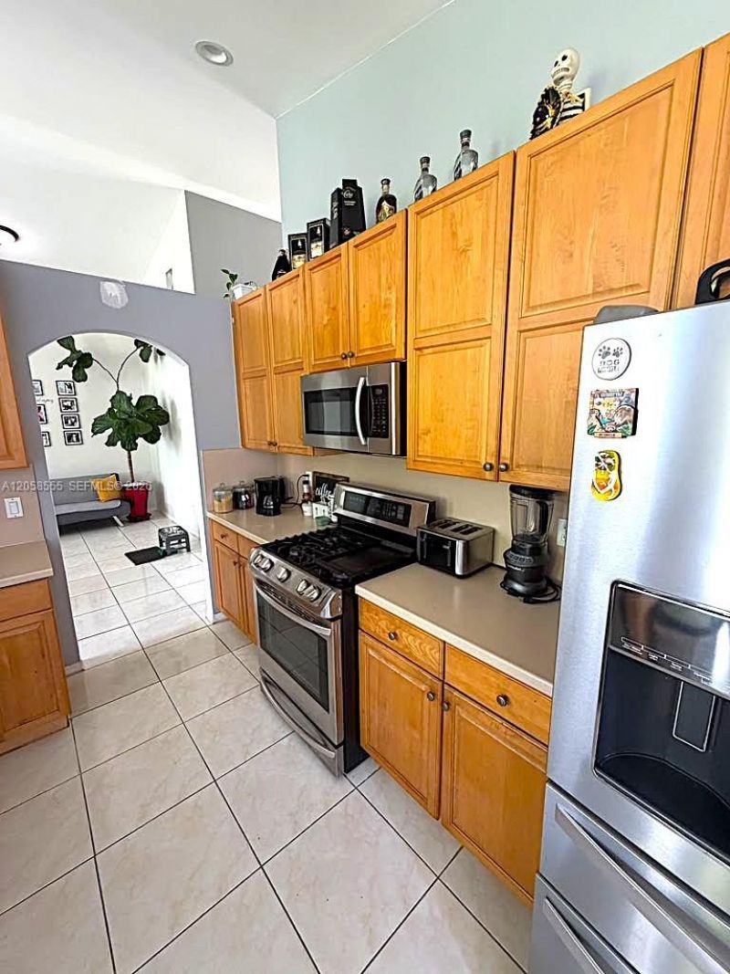 13237 NW 15th Ct, Pembroke Pines, FL 33028 Photo