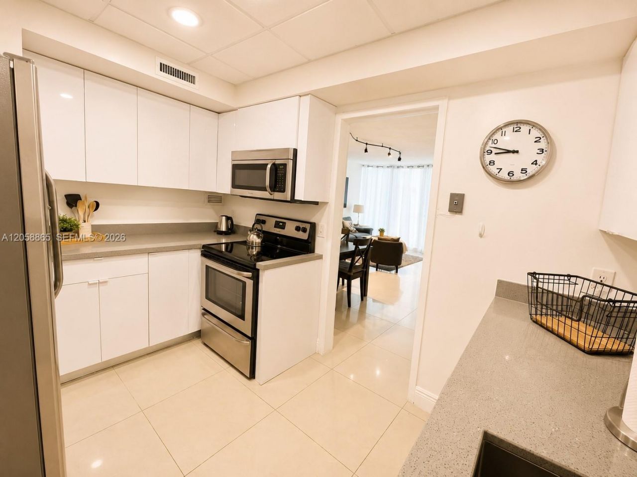 3505 S Ocean Dr , Unit 411, Hollywood, FL 33019 Photo