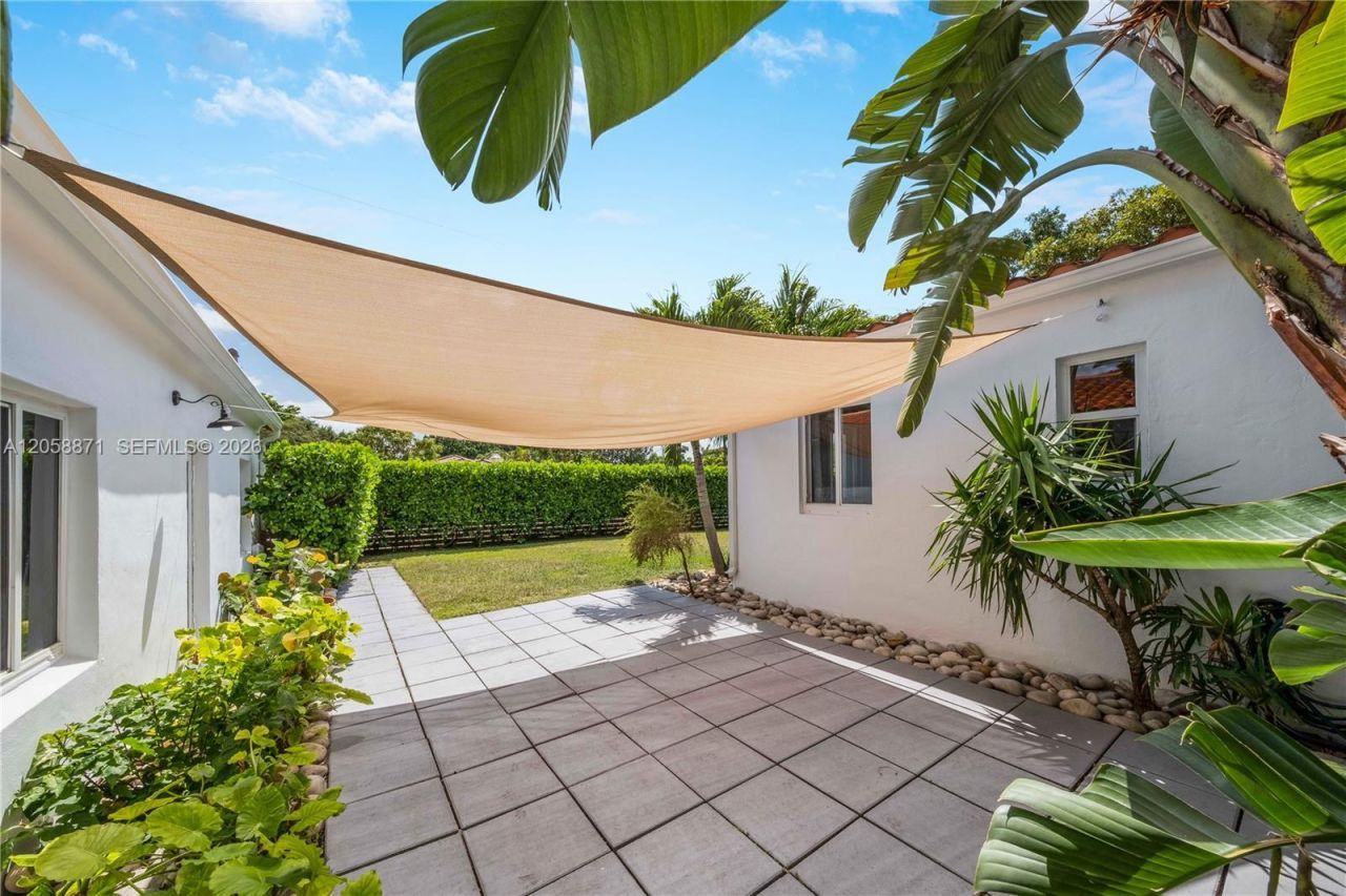 101 NW 100th St, Miami Shores, FL 33150 Photo