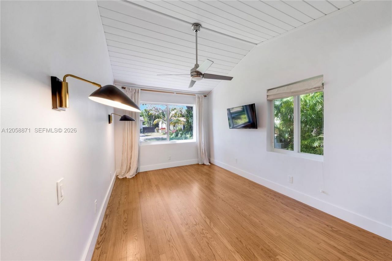 101 NW 100th St, Miami Shores, FL 33150 Photo