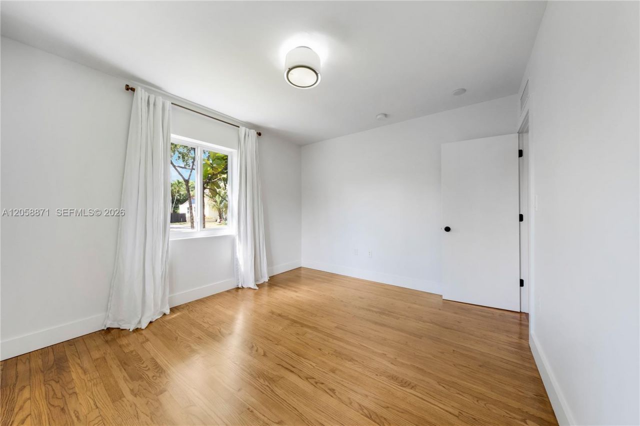 101 NW 100th St, Miami Shores, FL 33150 Photo