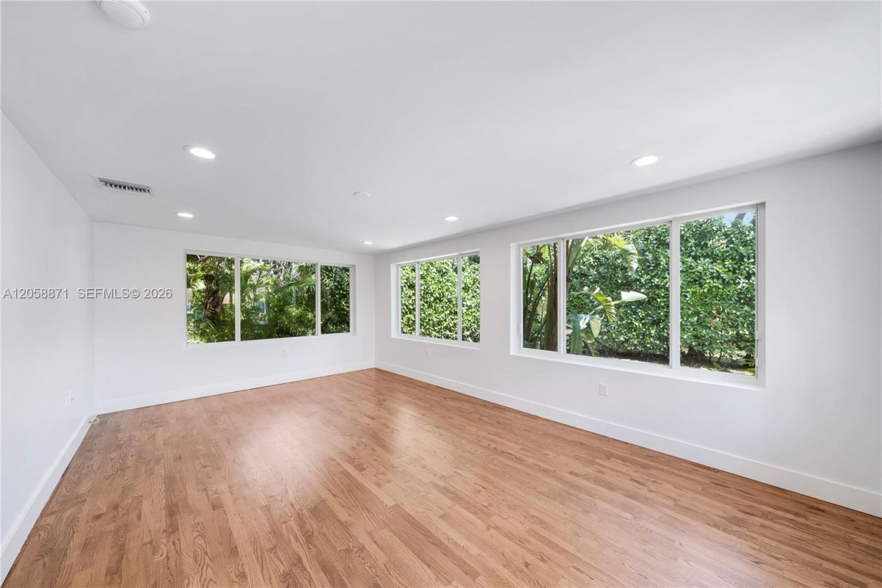 101 NW 100th St, Miami Shores, FL 33150 Photo