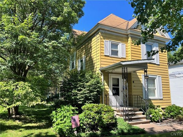 105 E Heman Street , East Syracuse, NY 13057