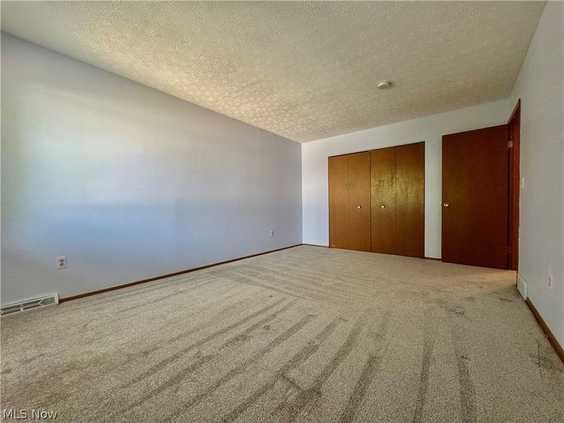 5484 Wildwood Court, Unit B, Willoughby, OH 44094 Photo 16