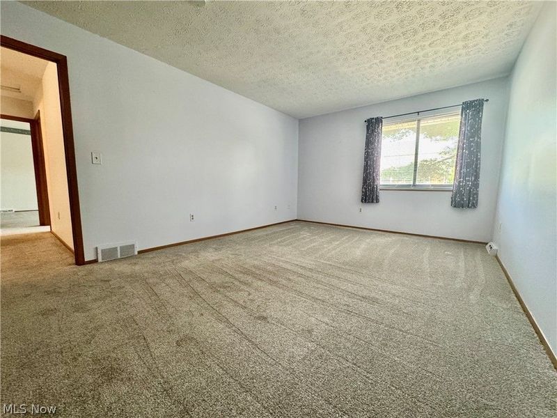 5484 Wildwood Court, Unit B, Willoughby, OH 44094 Photo 17