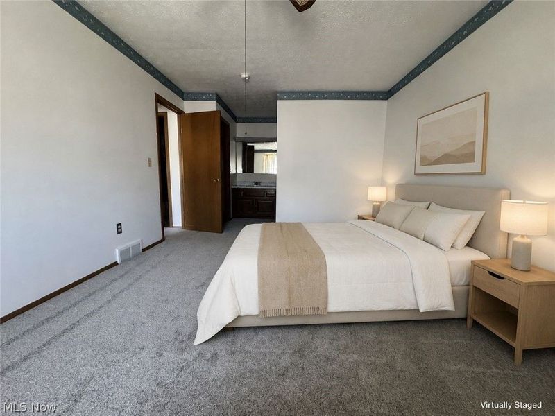 5484 Wildwood Court, Unit B, Willoughby, OH 44094 Photo 8