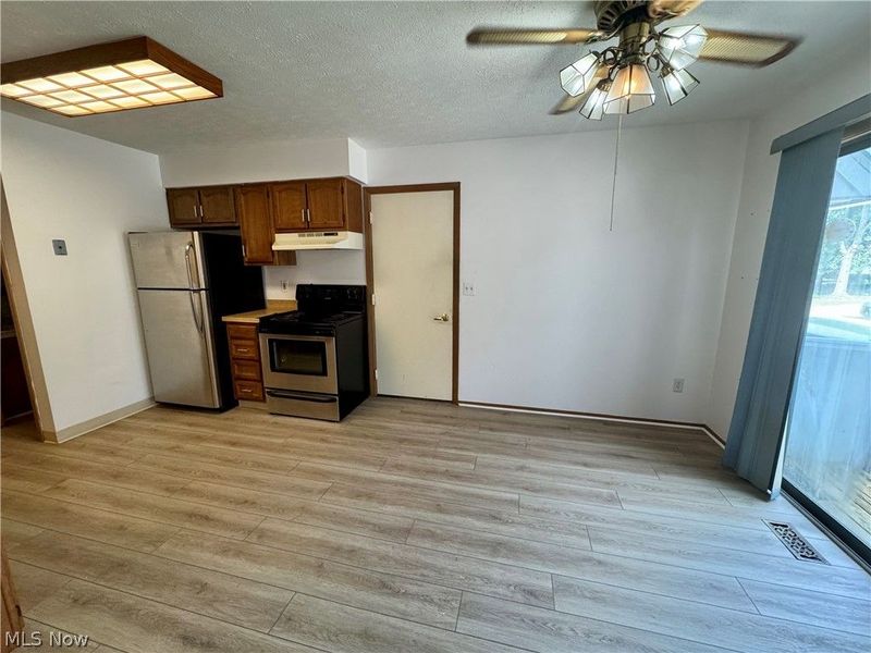 5484 Wildwood Court, Unit B, Willoughby, OH 44094 Photo 8