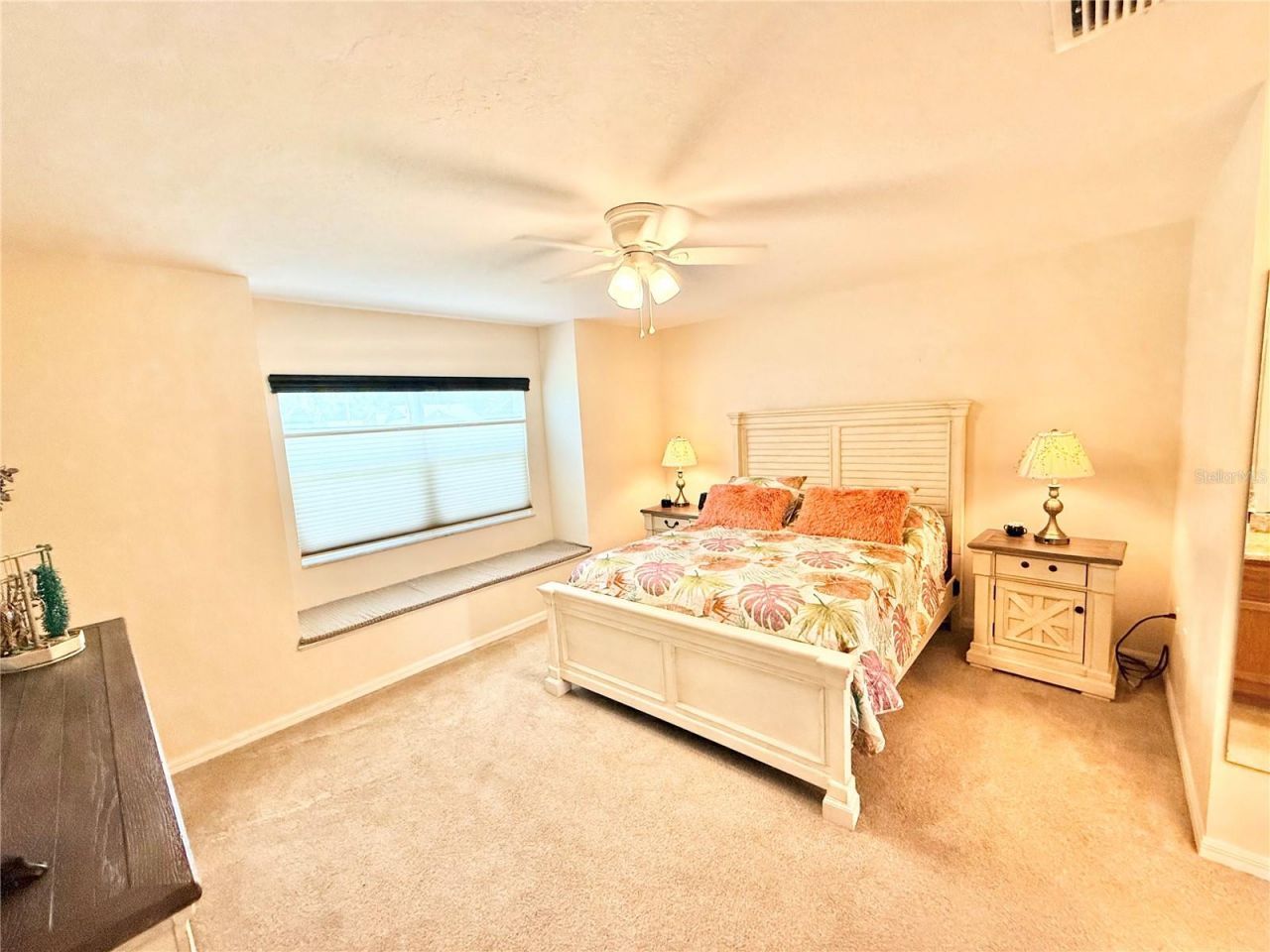 305 W Delaware Street, Tavares, FL 32778 Photo