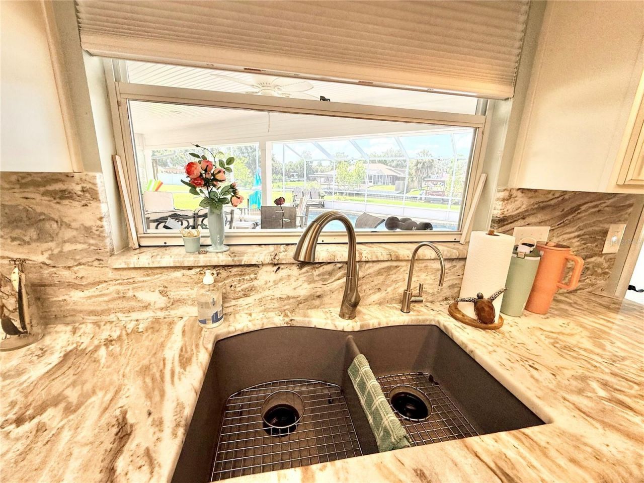 305 W Delaware Street, Tavares, FL 32778 Photo