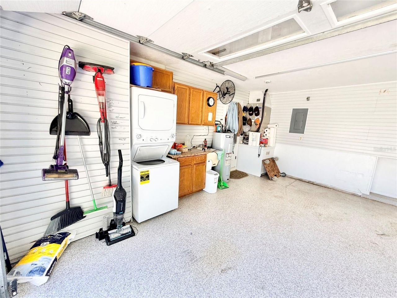 305 W Delaware Street, Tavares, FL 32778 Photo
