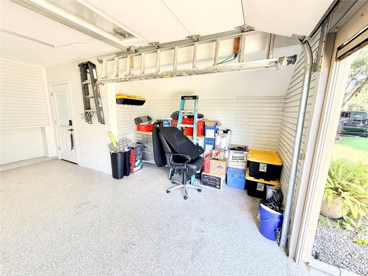 305 W Delaware Street, Tavares, FL 32778 Photo