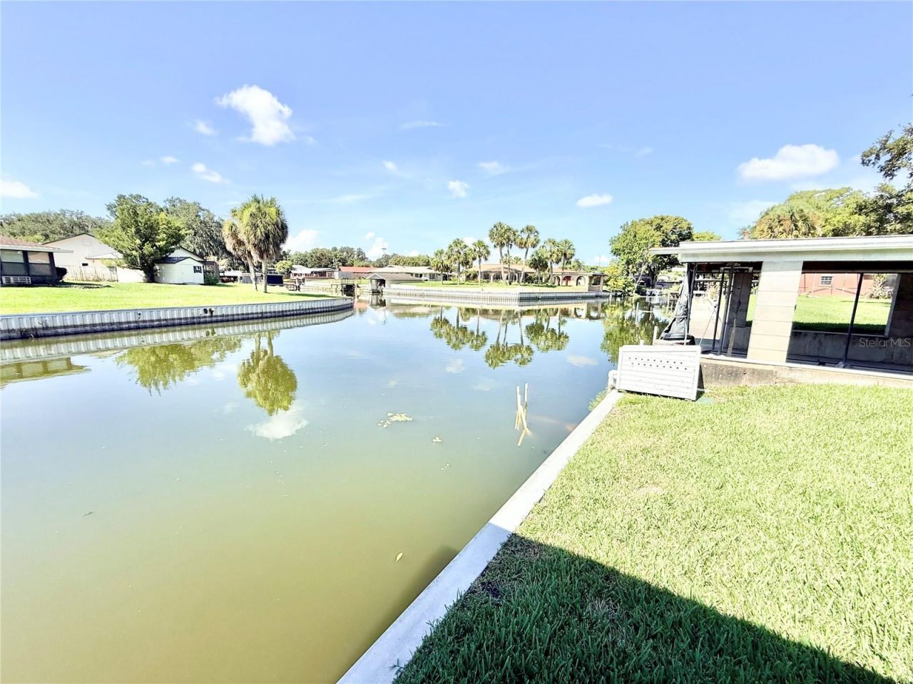 305 W Delaware Street, Tavares, FL 32778 Photo