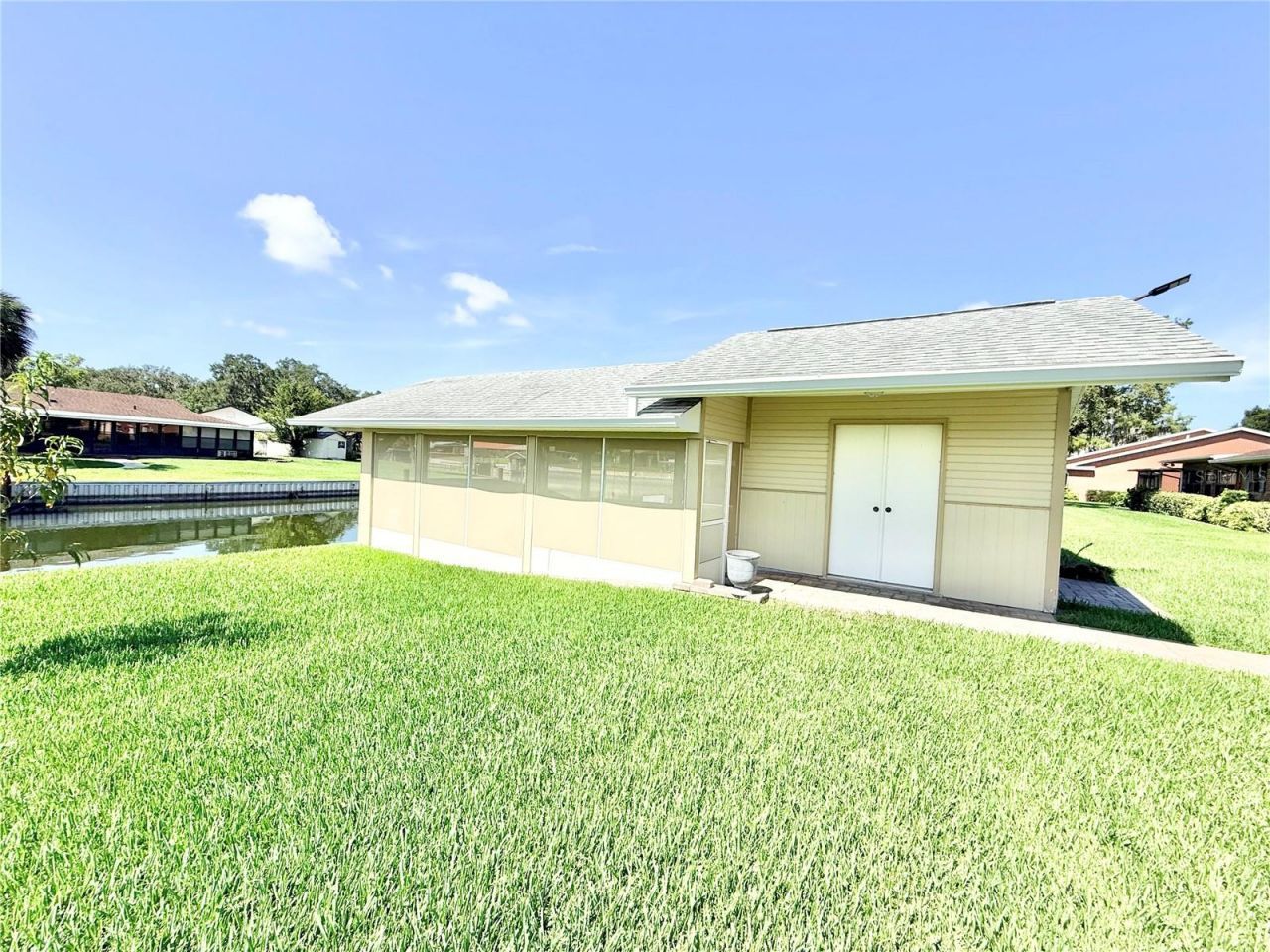 305 W Delaware Street, Tavares, FL 32778 Photo