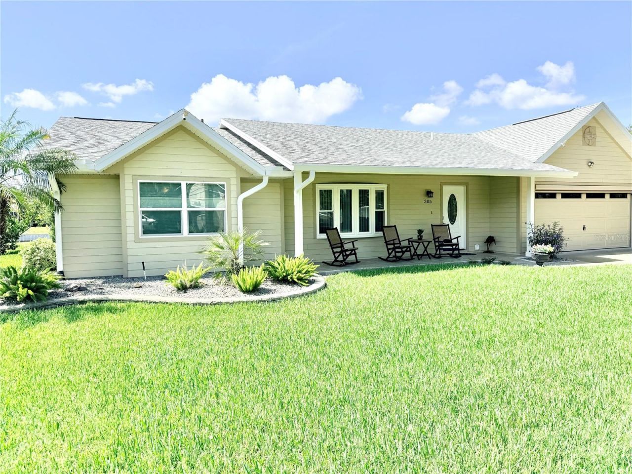 305 W Delaware Street, Tavares, FL 32778 Photo